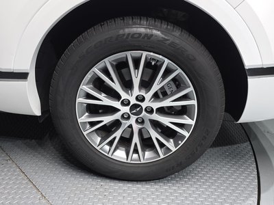 صورة 8 لـ 2025 Genesis GV80