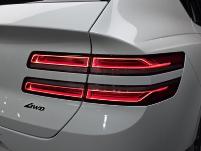 صورة 10 لـ 2025 Genesis GV80