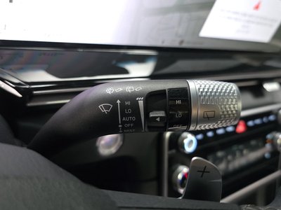 صورة مصغرة 31 لـ 2025 Genesis GV80