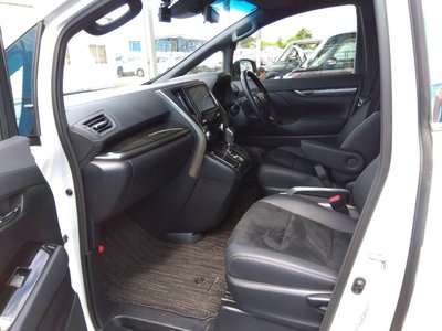 صورة 3 لـ 2022 Toyota ALPHARD