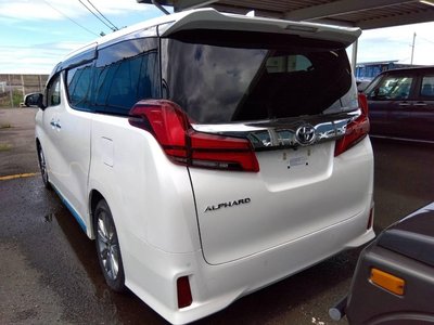 صورة 2 لـ 2022 Toyota ALPHARD