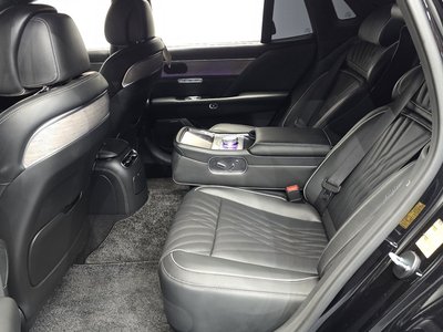 2024 Genesis G90 (RS4) — миниатюра 17