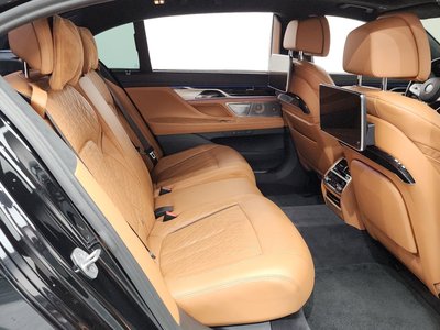 2021 BMW 7 SERIES thumbnail 11
