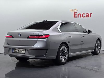 صورة 2 لـ 2023 BMW 7 SERIES