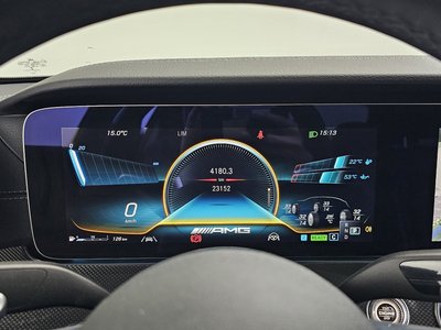 MERCEDES-BENZ E-CLASS - 8