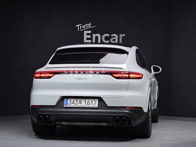 PORSCHE CAYENNE - 4