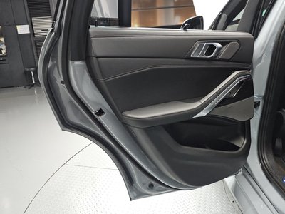 2024 BMW X6 — миниатюра 15