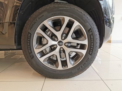 LAND ROVER DEFENDER - 9