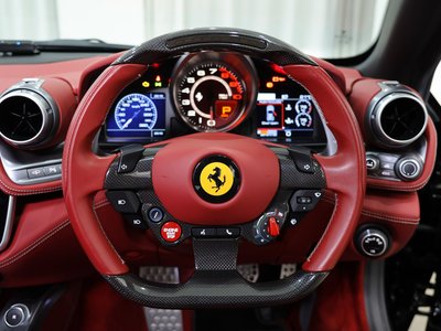 2020 Ferrari GTC4 LUSSO thumbnail 47