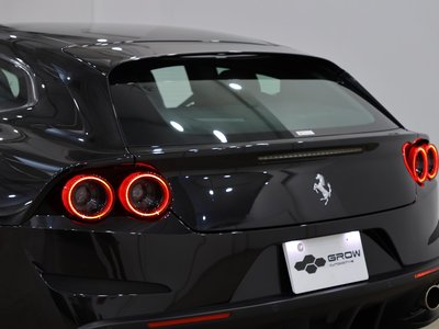 2020 Ferrari GTC4 LUSSO thumbnail 30