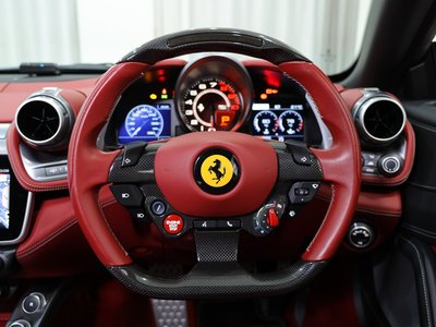 2020 Ferrari GTC4 LUSSO thumbnail 45