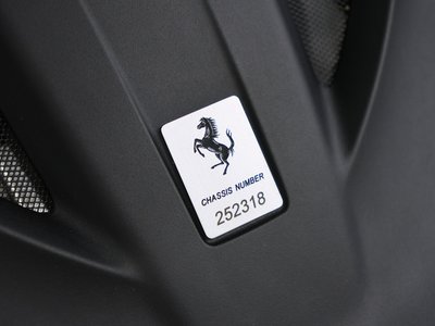 2020 Ferrari GTC4 LUSSO thumbnail 18