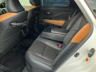 TOYOTA CROWN CROSSOVER - 8