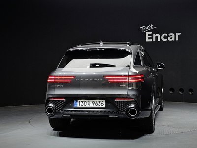 صورة 3 لـ 2021 Genesis GV70