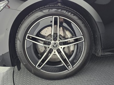 MERCEDES-BENZ E-CLASS - 6