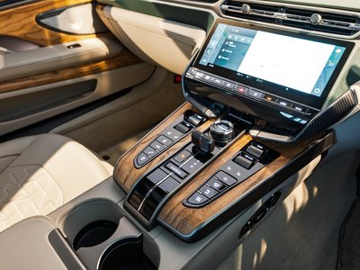 ASTON MARTIN VANQUISH - 3