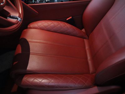 2018 Bentley BENTAYGA — миниатюра 26