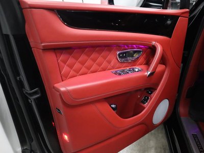 2018 Bentley BENTAYGA — миниатюра 30