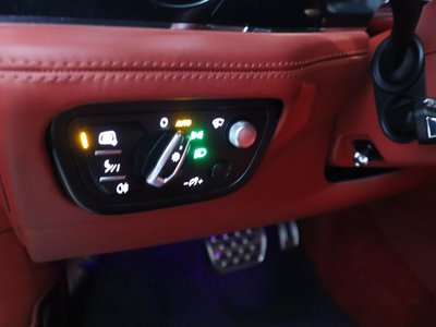 2018 Bentley BENTAYGA — миниатюра 31