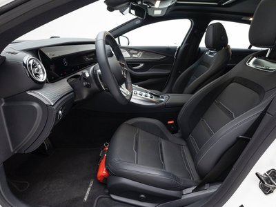 صورة مصغرة 14 لـ 2025 Mercedes-BENZ GT AMG
