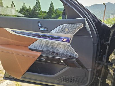 BMW I7 - 10