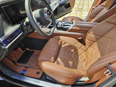BMW I7 - 7