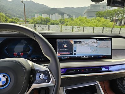 BMW I7 - 8