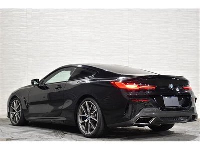 BMW 8 SERIES - 2