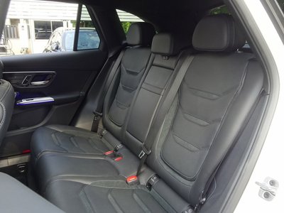 صورة مصغرة 11 لـ 2026 Mercedes-BENZ GLC AMG