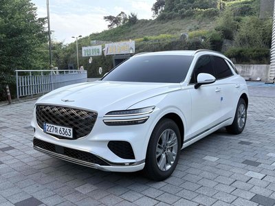 صورة 1 لـ 2025 Genesis GV70