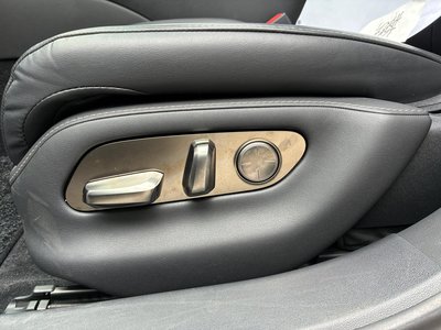 2018 Lexus LS — миниатюра 34