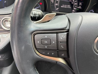2018 Lexus LS — миниатюра 40
