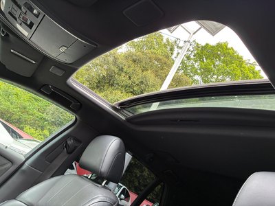 2018 Lexus LS — миниатюра 31
