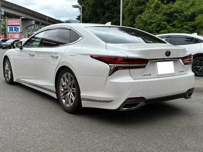 2018 Lexus LS photo 7