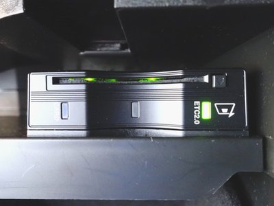 MERCEDES-BENZ GLC - 10