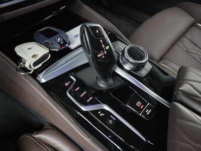 BMW 6 SERIES GT - 9