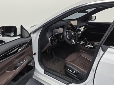 BMW 6 SERIES GT - 10