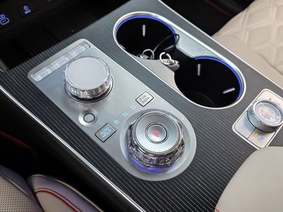 GENESIS GV80 COUPE - 9