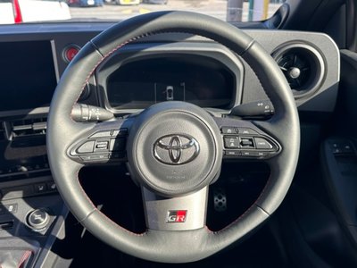 TOYOTA GR YARIS - 8