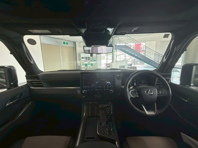 2026 Lexus GX — миниатюра 22