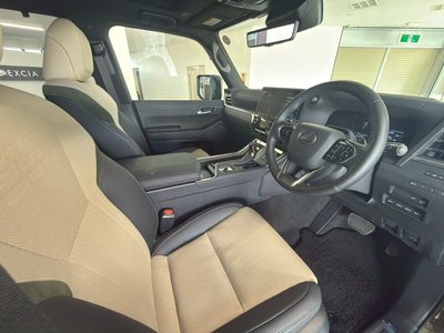 2026 Lexus GX — миниатюра 41