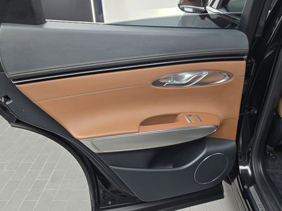 صورة مصغرة 15 لـ 2023 Genesis GV70