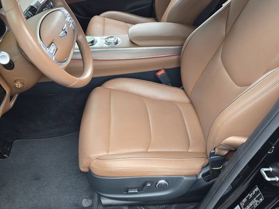 صورة مصغرة 30 لـ 2023 Genesis GV70
