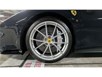 FERRARI 488 PISTA - 4