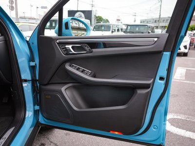 2022 Porsche MACAN — миниатюра 39