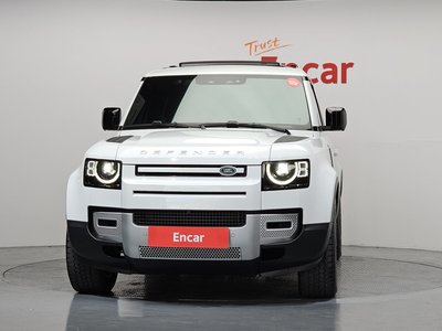 LAND ROVER DEFENDER - 2