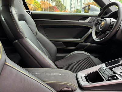 صورة مصغرة 13 لـ 2024 Porsche 911