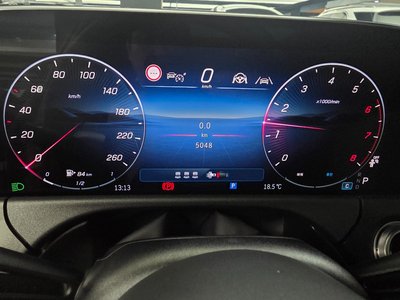 MERCEDES-BENZ E-CLASS - 8