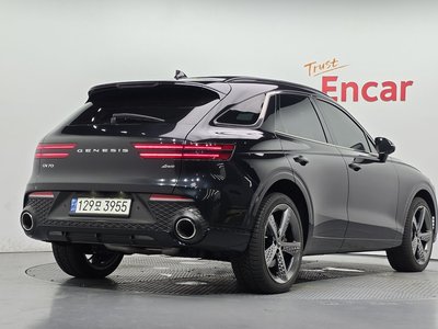 صورة 3 لـ 2021 Genesis GV70