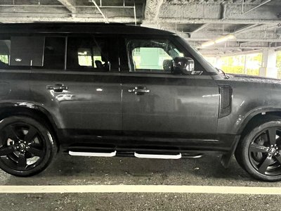 LAND ROVER DEFENDER - 4